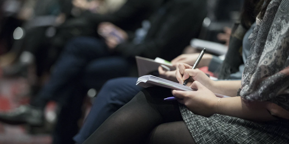 soft-skills-audience-taking-notes